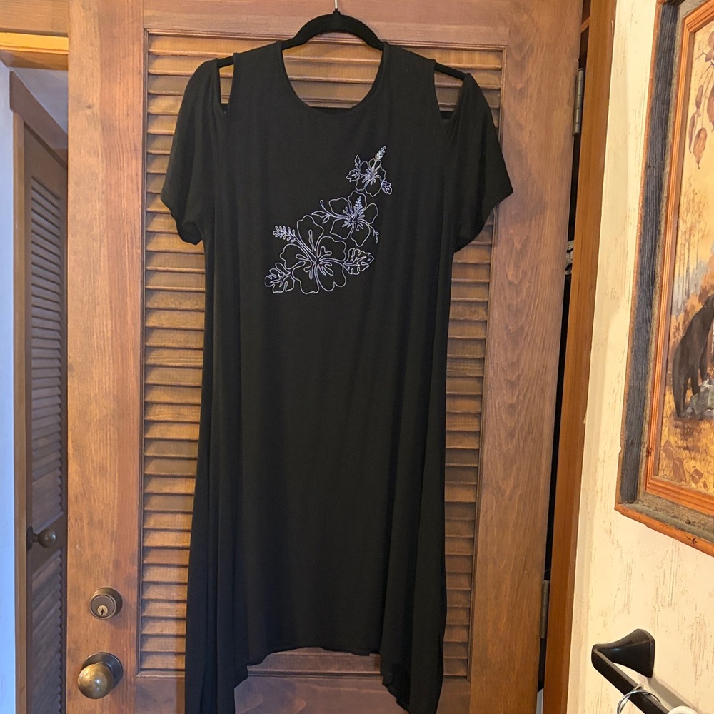 Elegant Black Floral Dress